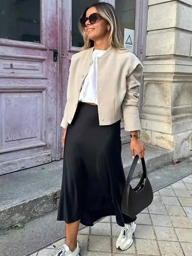 Falda midi satinada de cintura alta AmeliaGlow - imagen 2